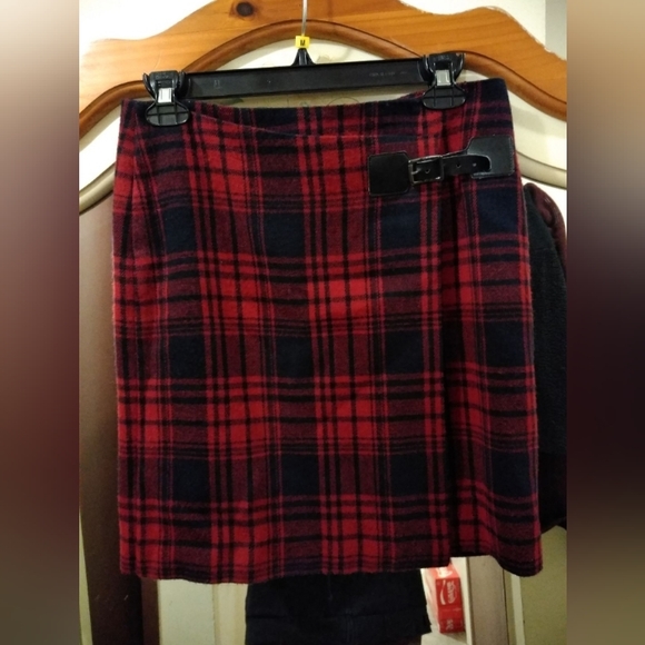 Beautiful Designer "Catholic School Girl" Mini Skirt by Elliot Lauren - size 2 - Picture 2 of 11